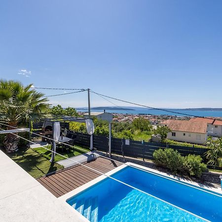 Sun Castle Holiday House Babic Kaštel Stari Exterior foto