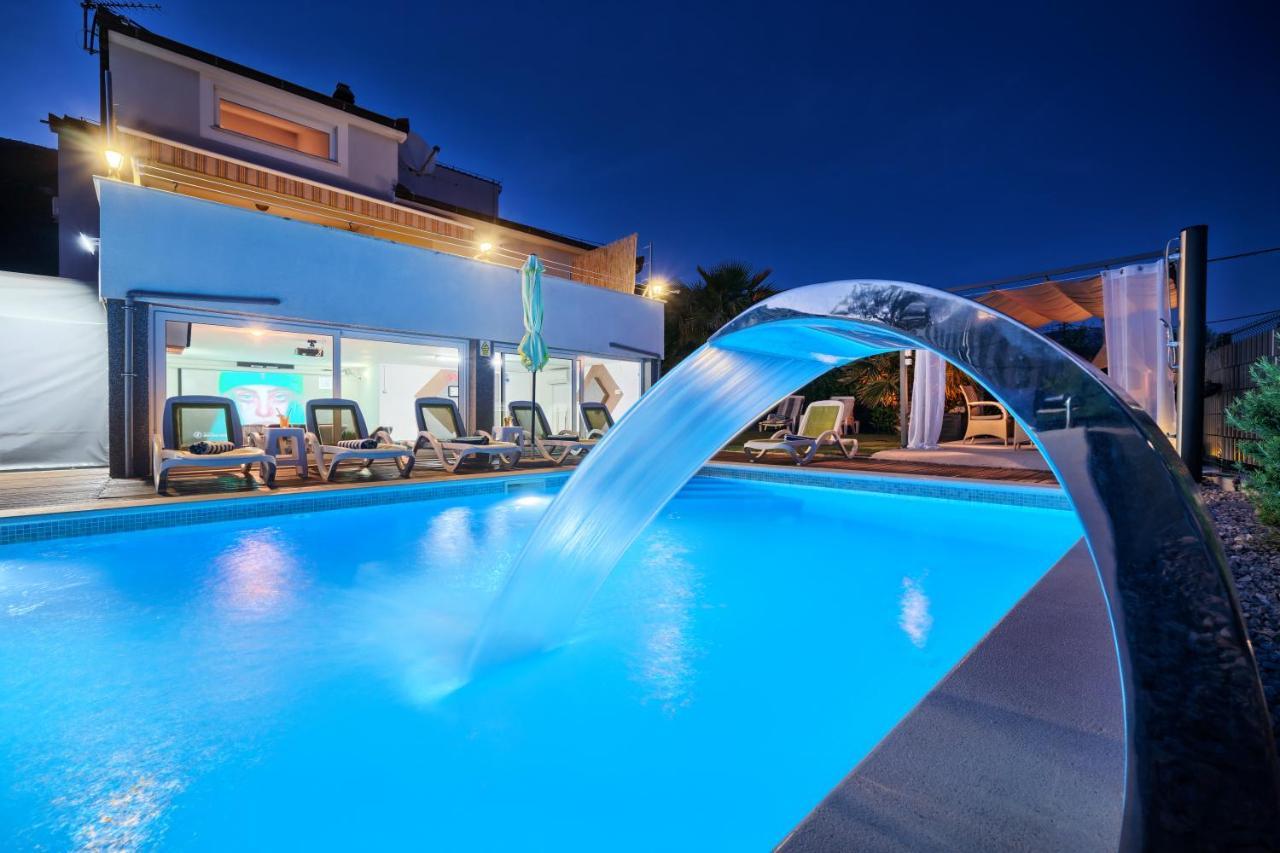 Sun Castle Holiday House Babic Kaštel Stari Exterior foto