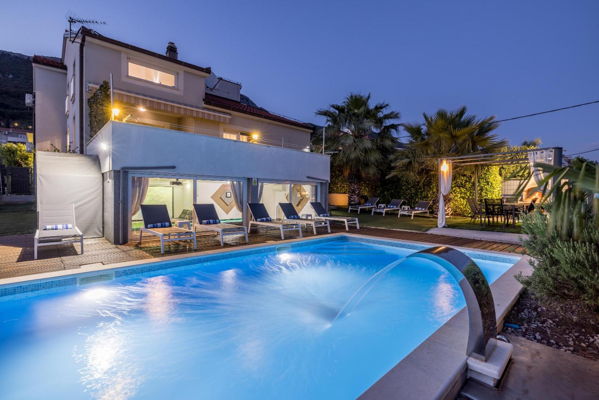Sun Castle Holiday House Babic Kaštel Stari Exterior foto