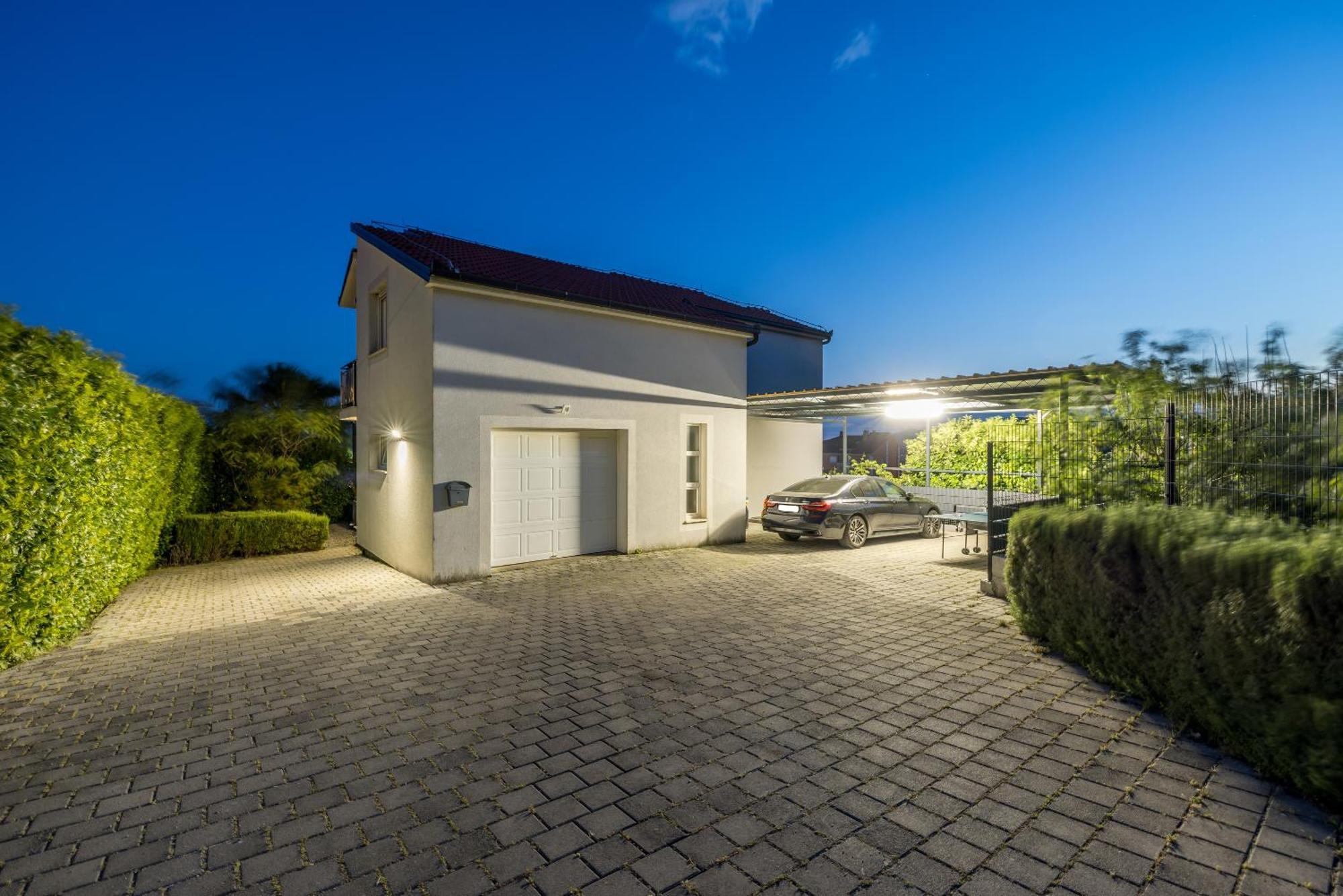 Sun Castle Holiday House Babic Kaštel Stari Exterior foto