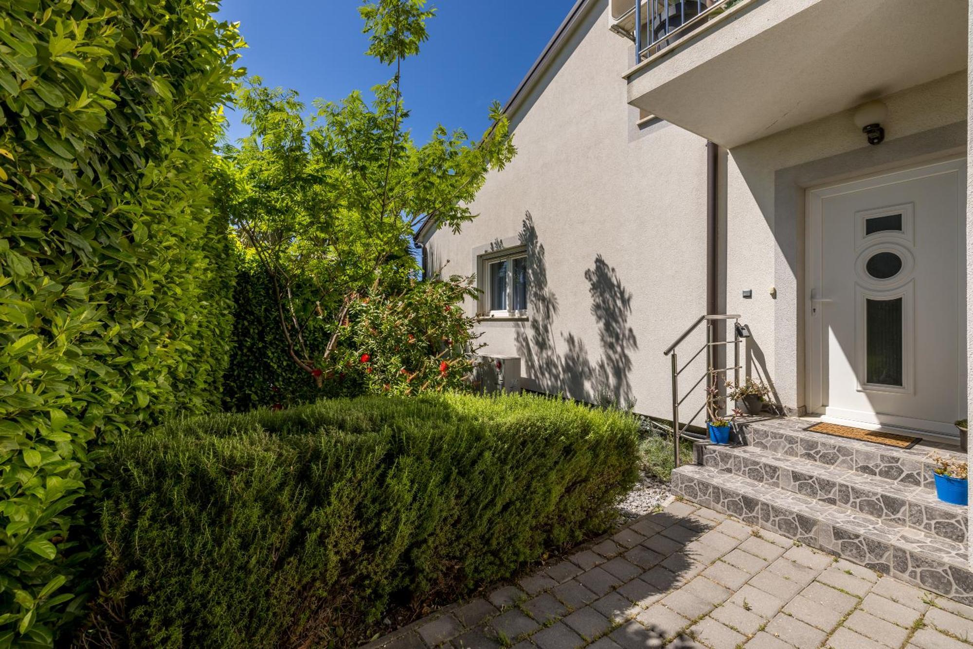 Sun Castle Holiday House Babic Kaštel Stari Exterior foto
