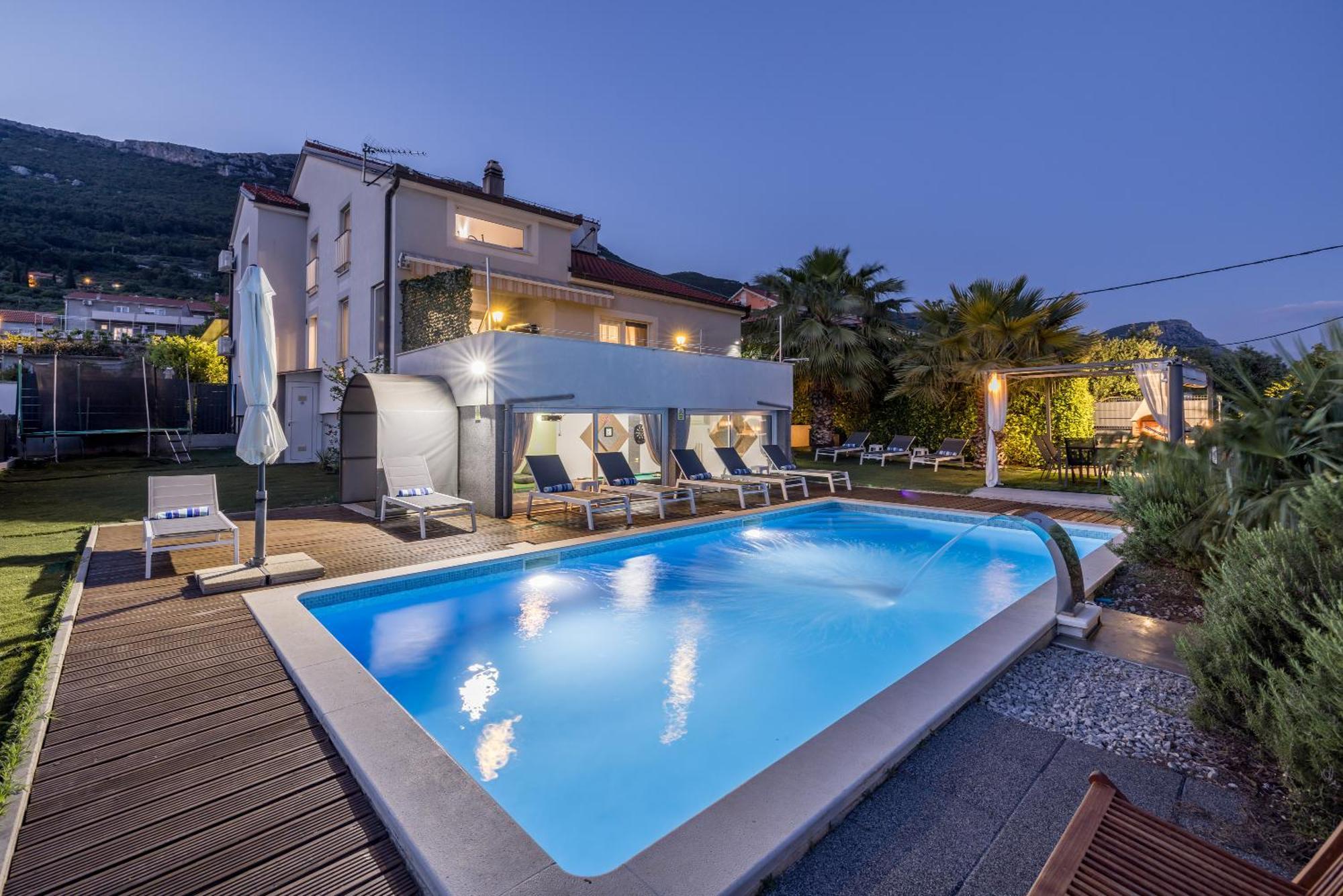 Sun Castle Holiday House Babic Kaštel Stari Exterior foto